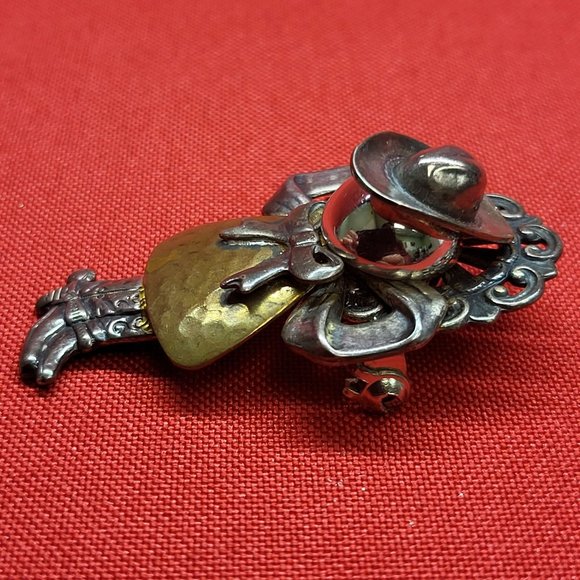 Vintage Girl in Cowboy Hat & Boots Cow Girl Pin Brooch - Picture 8 of 11